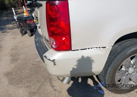 2013 GMC Yukon Slt from USA, damaged, VIN 1GKS1CE08DR107464